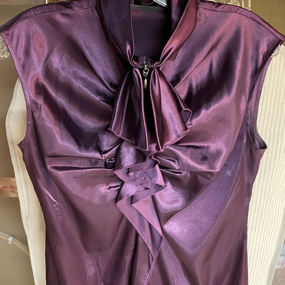 Elegant Purple Sleeveless Blouse